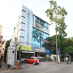 Oyo 15714 Nachiappa Residency