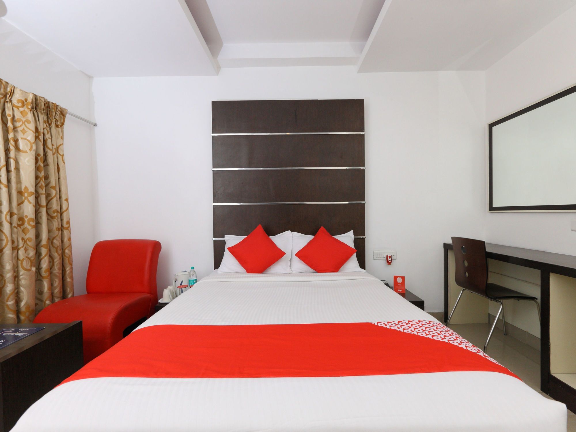 Oyo 15714 Nachiappa Residency Hotel 3*