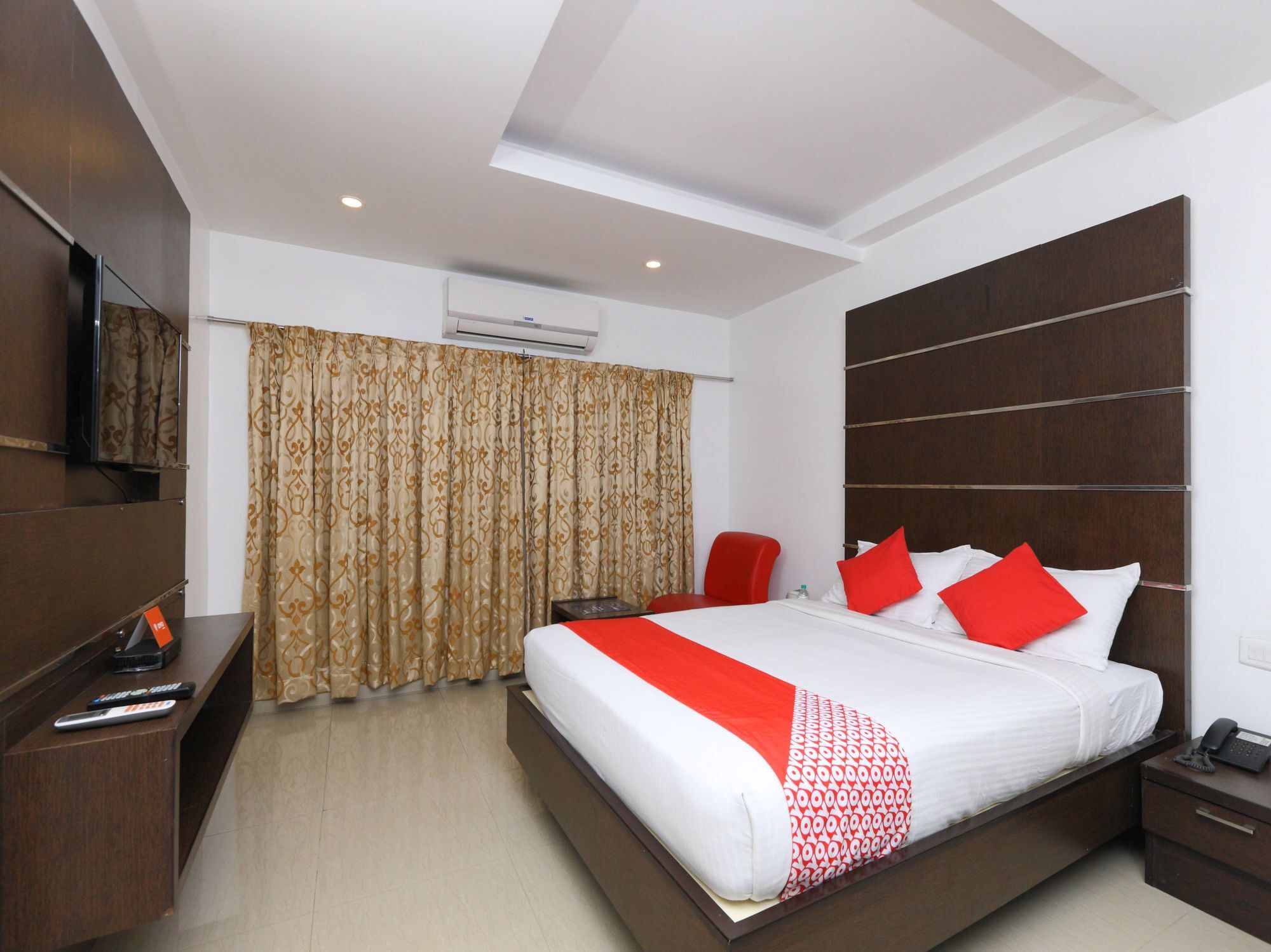Oyo 15714 Nachiappa Residency